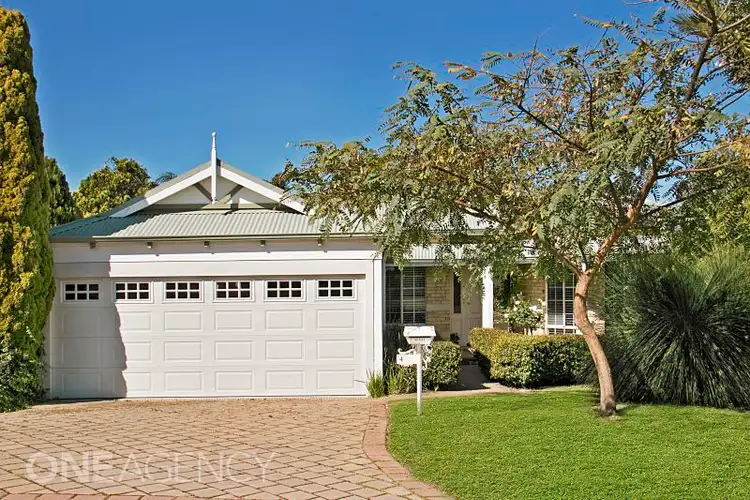 4 Gatineau Grove, Bibra Lake WA 6163