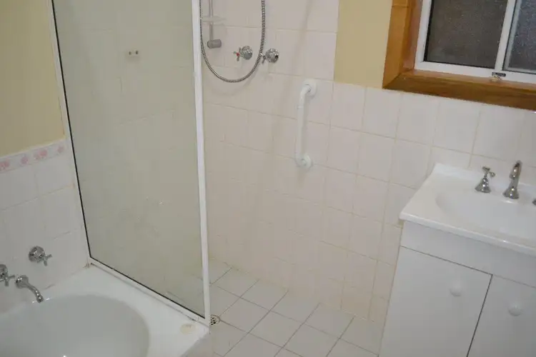 Fourth view of Homely semi-detached listing, 8 Gardiner Street, Penola SA 5277