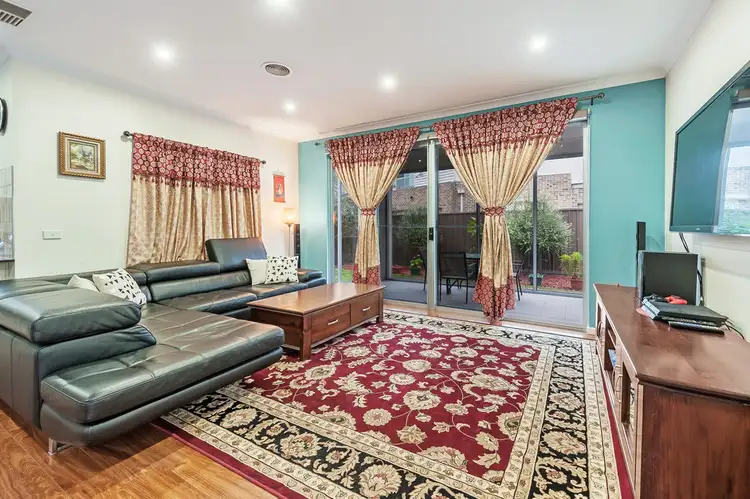 Sixth view of Homely house listing, 4 Grattan Cove, Craigieburn VIC 3064