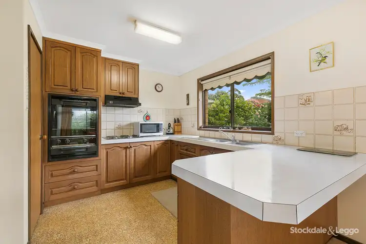 Seventh view of Homely house listing, 1 James Court, Leongatha VIC 3953
