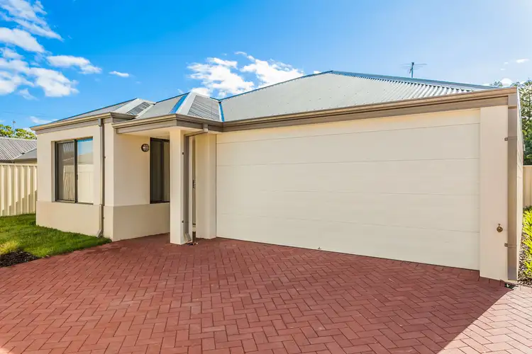 Second view of Homely house listing, 2/15 Robin Hood Avenue, Armadale WA 6112