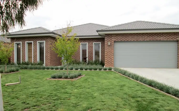 5 Mayfair Way, Kyneton VIC 3444