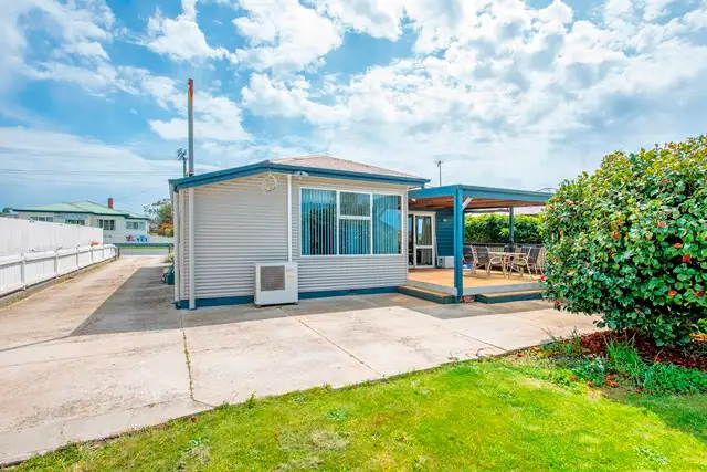 28 Falmouth Street, Somerset TAS 7322