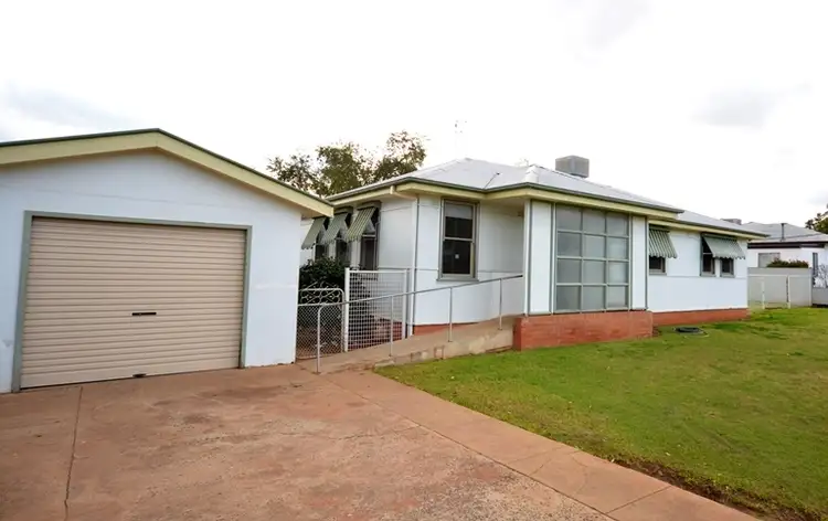 6 Curtin Street, Griffith NSW 2680
