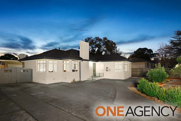 3 Risdon Drive, Notting Hill VIC 3168