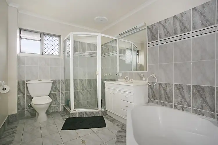 Sixth view of Homely block of units listing, 29 Seaside Avenue, Mermaid Beach QLD 4218