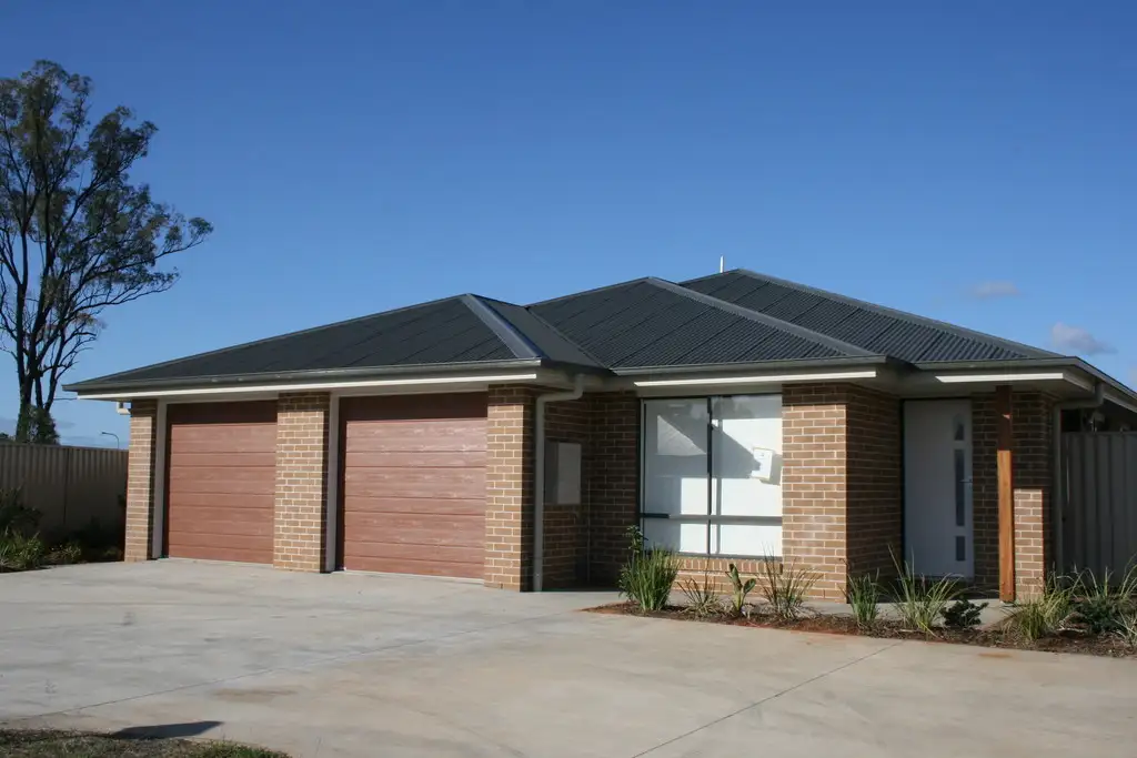 Main view of Homely house listing, 10 DOGWOOD COURT, Miles QLD 4415