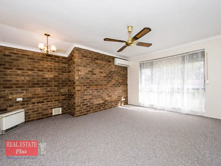 Second view of Homely house listing, 4 Banner Place, Swan View WA 6056