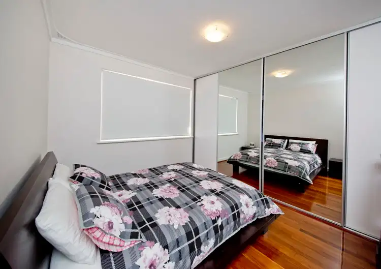 Seventh view of Homely house listing, 5 Elstead Way, Morley WA 6062