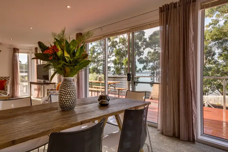 2/45 Staff Road, Electrona TAS 7054