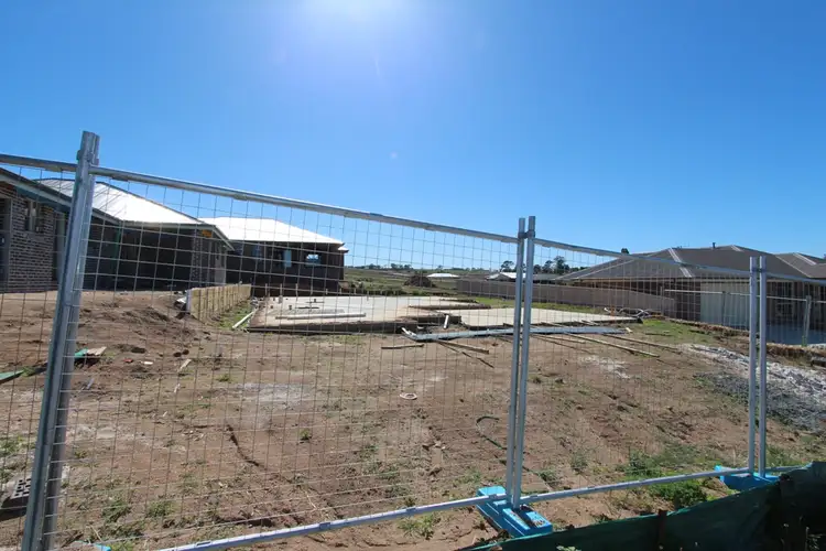 Second view of Homely house listing, 6 Redding Drive, Kelso NSW 2795