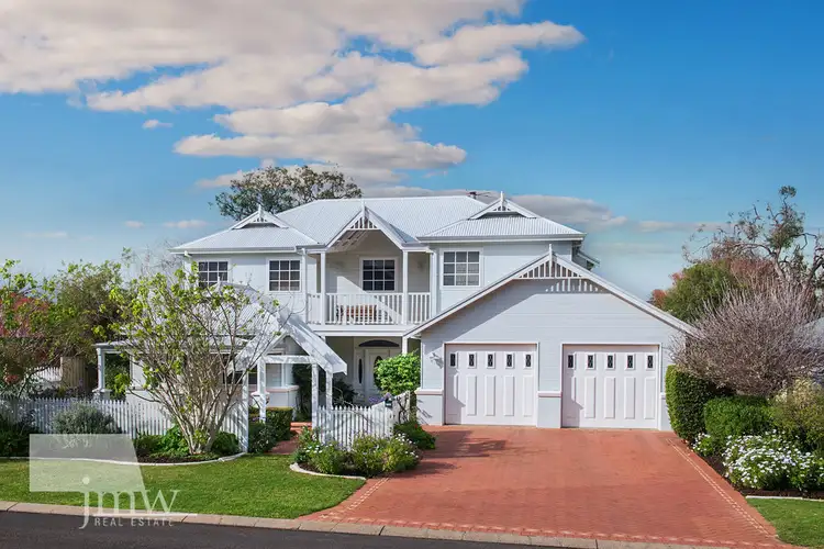 8 Toddy Place, Dunsborough WA 6281
