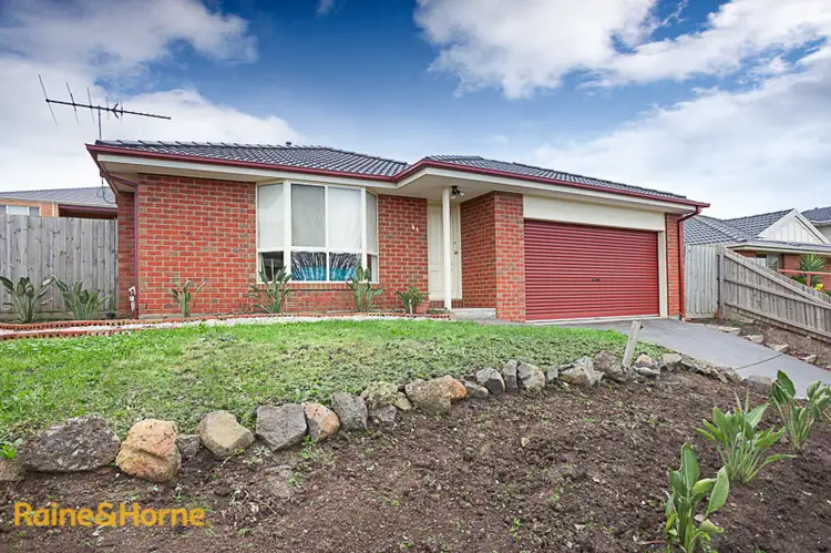 44 Backhaus Avenue, Sunbury VIC 3429