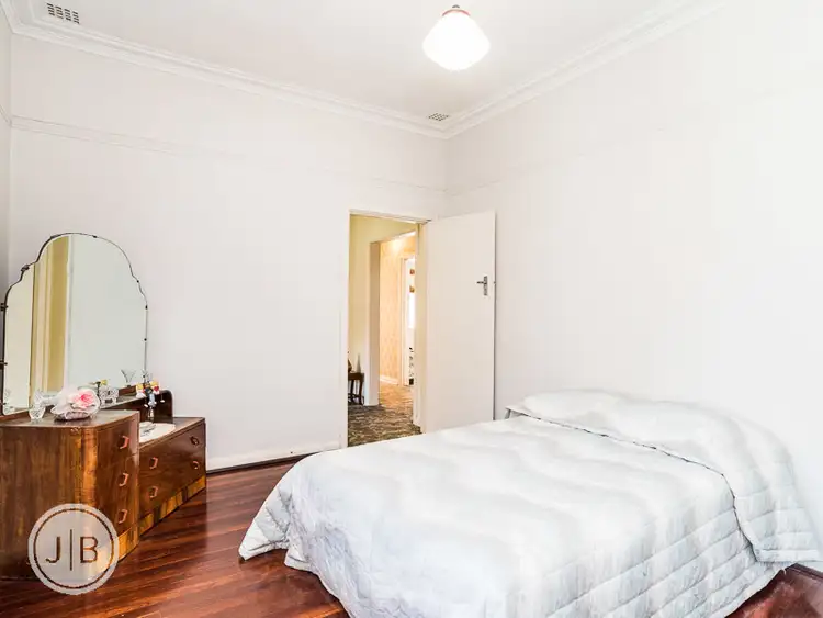 Seventh view of Homely house listing, 10 Duckett Drive, Manning WA 6152