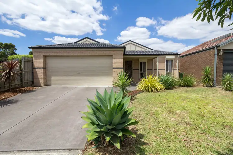 Second view of Homely house listing, 15 Wakenshaw Crescent, Pakenham VIC 3810