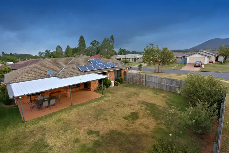Fifth view of Homely house listing, 2 Sapphire Court, Beerwah QLD 4519