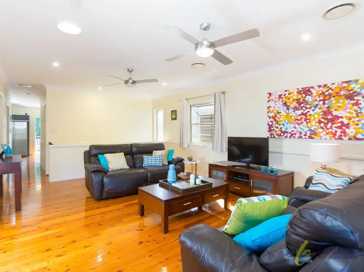 100 Central Avenue, Sherwood QLD 4075