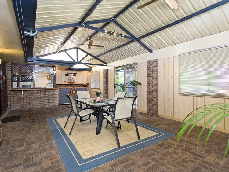Sixth view of Homely house listing, 4 Thatched Court, Bibra Lake WA 6163
