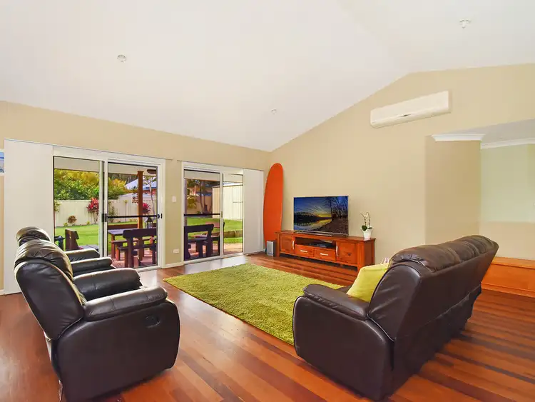 Fifth view of Homely house listing, 5 Seabreeze Court, Bonny Hills NSW 2445