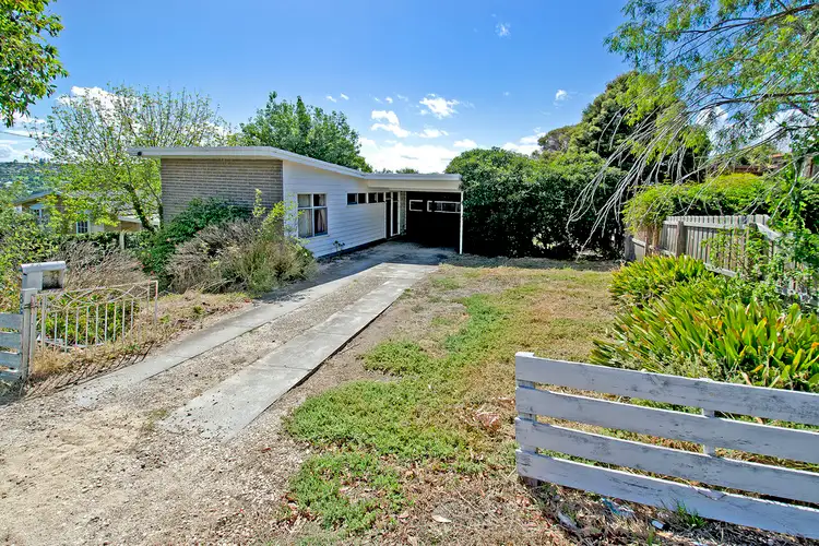 86 North Valley Road, Highton VIC 3216