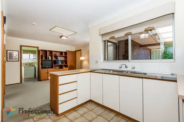 Fifth view of Homely house listing, 7 Flamingo Way, Willetton WA 6155