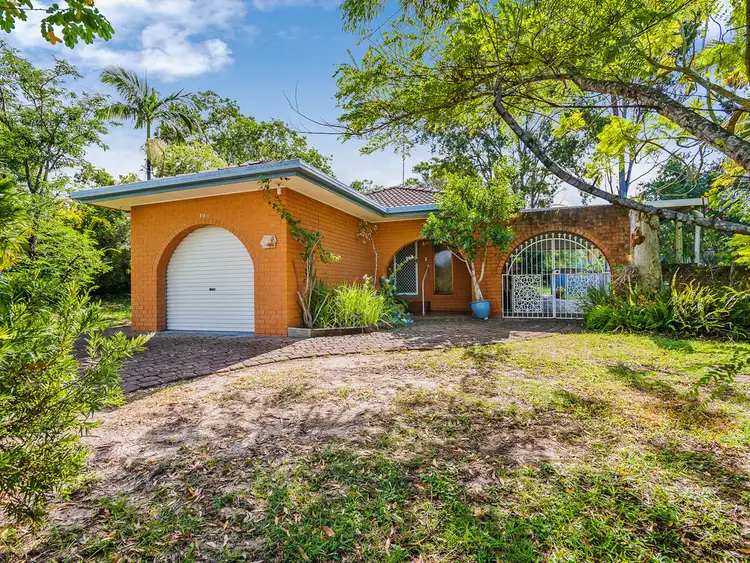 10 Mildura Drive, Helensvale QLD 4212