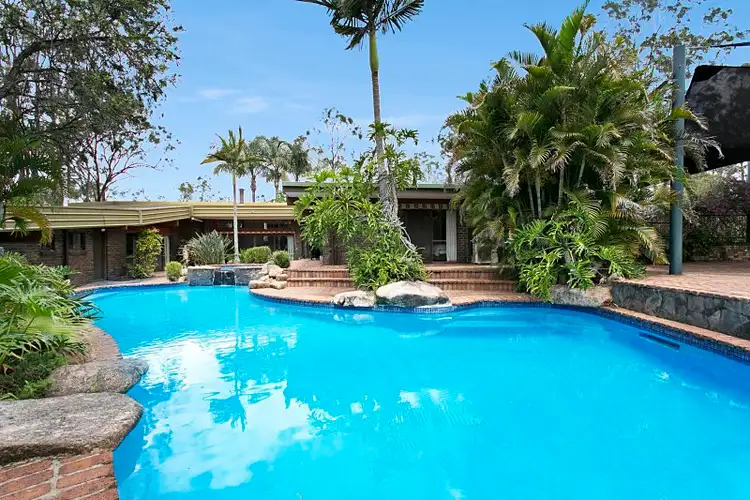 2 Candowie Crescent, Karana Downs QLD 4306