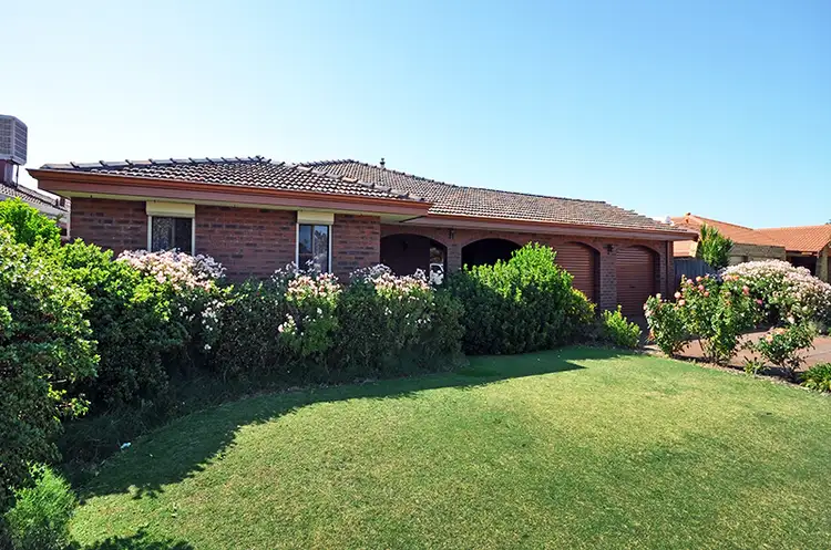 220 Crimea Street, Noranda WA 6062
