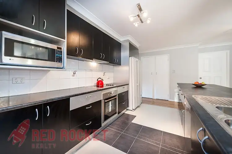 Sixth view of Homely house listing, 5 Bush Court, Crestmead QLD 4132