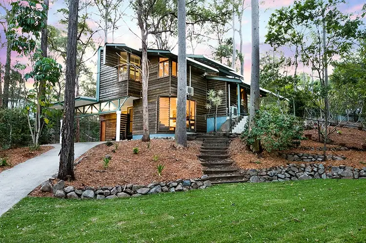 45 Ludlow Street, Chapel Hill QLD 4069