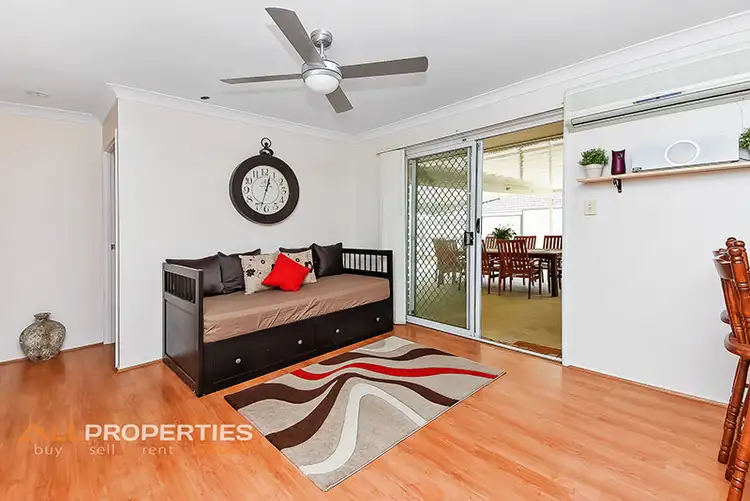Sixth view of Homely house listing, 6 SOLANDRA CCT, Regents Park QLD 4118