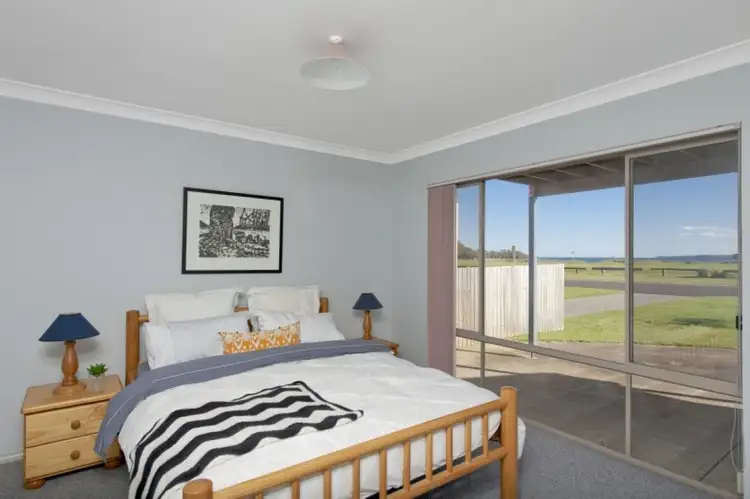 Sixth view of Homely unit listing, 2/6 Hibiscus Close, Maloneys Beach NSW 2536