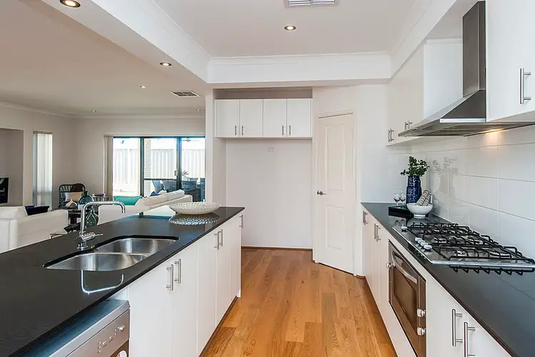 Fifth view of Homely house listing, 43 Riverina Parade, Munster WA 6166