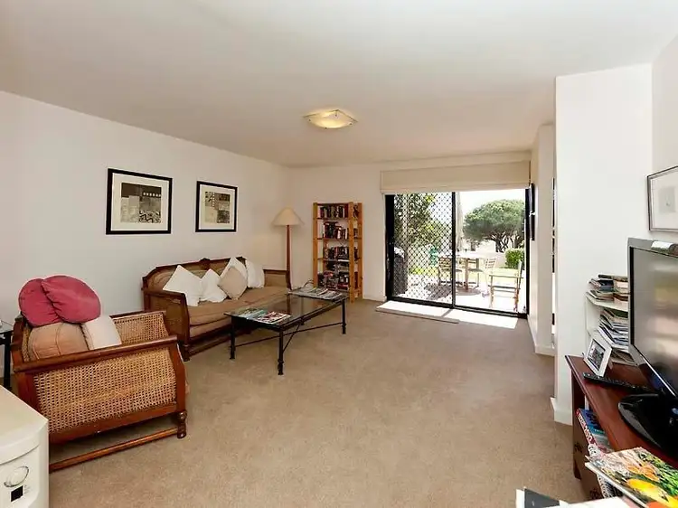 Third view of Homely house listing, 4/10 Avonmore Terrace, Cottesloe WA 6011