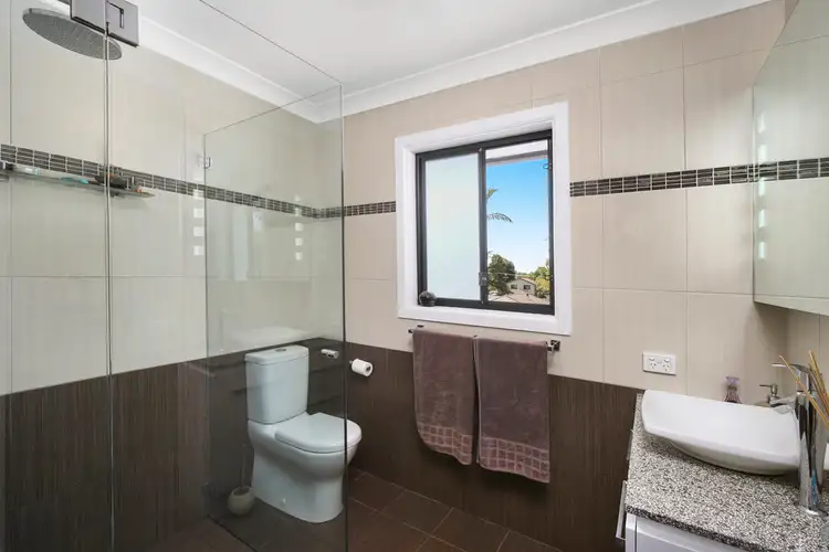 Sixth view of Homely house listing, 25 Roger Crescent, Berkeley Vale NSW 2261