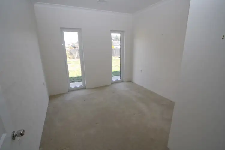 Seventh view of Homely townhouse listing, 2/5 Hawkins Street, Cooma NSW 2630