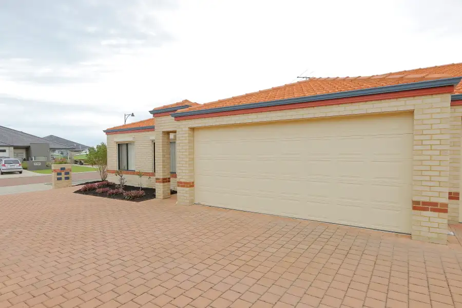 Main view of Homely house listing, 1/17 Coogee Road, Munster WA 6166
