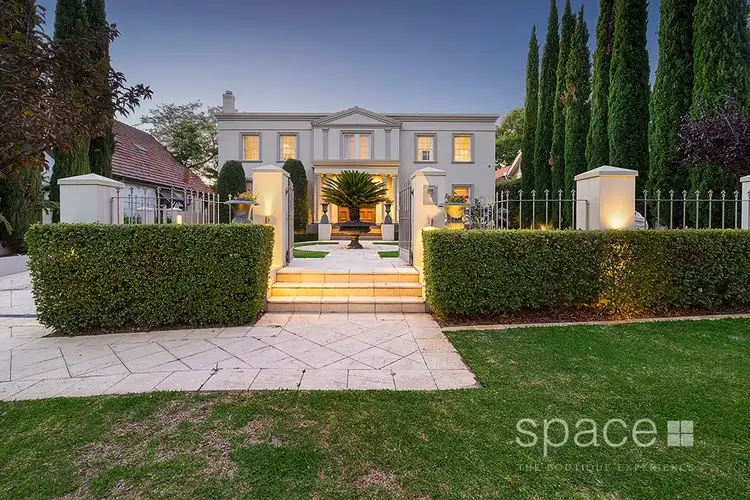 7 Hobbs Avenue, Dalkeith WA 6009