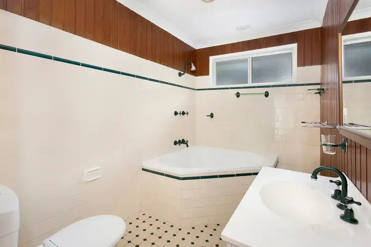 Fifth view of Homely house listing, 165A & 165B Kanahooka Road, Kanahooka NSW 2530