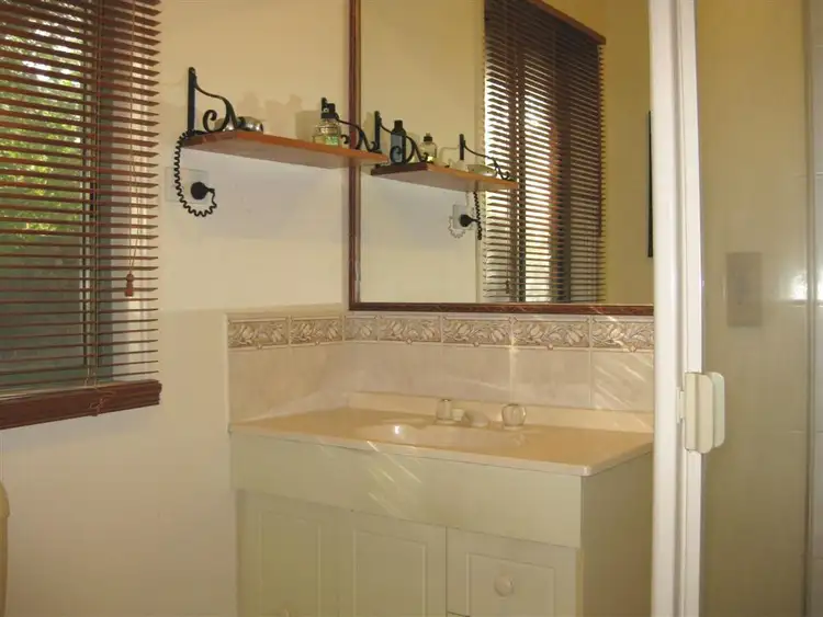 Seventh view of Homely house listing, 6 Korina Court, Langwarrin VIC 3910