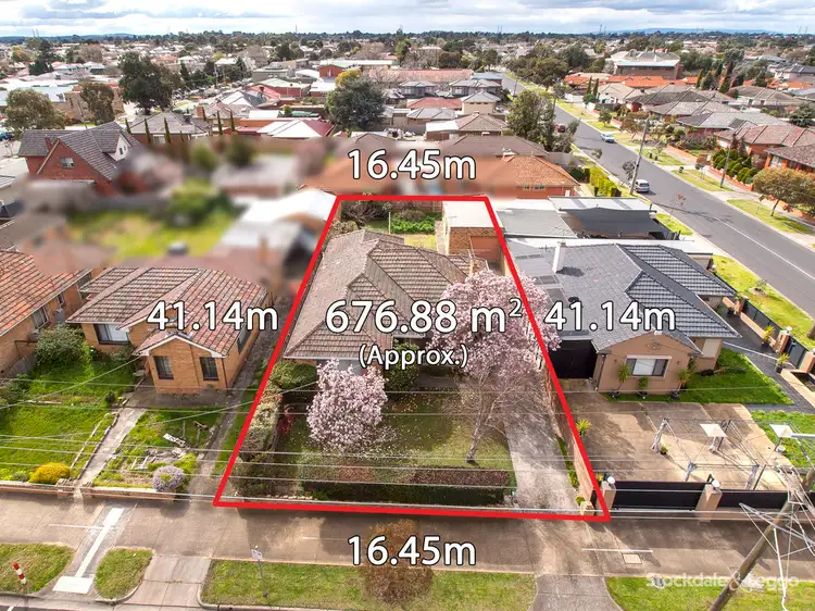 Second view of Homely house listing, 152 Glenroy Road, Glenroy VIC 3046