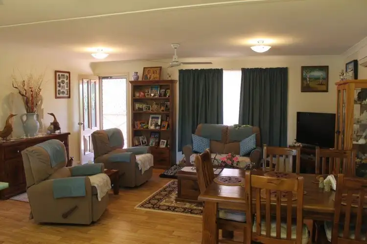 Fifth view of Homely house listing, 2 Gregory Street, Isseka WA 6535
