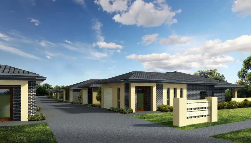 Main view of Homely townhouse listing, 4/3-7 Gerald Street, Queanbeyan NSW 2620