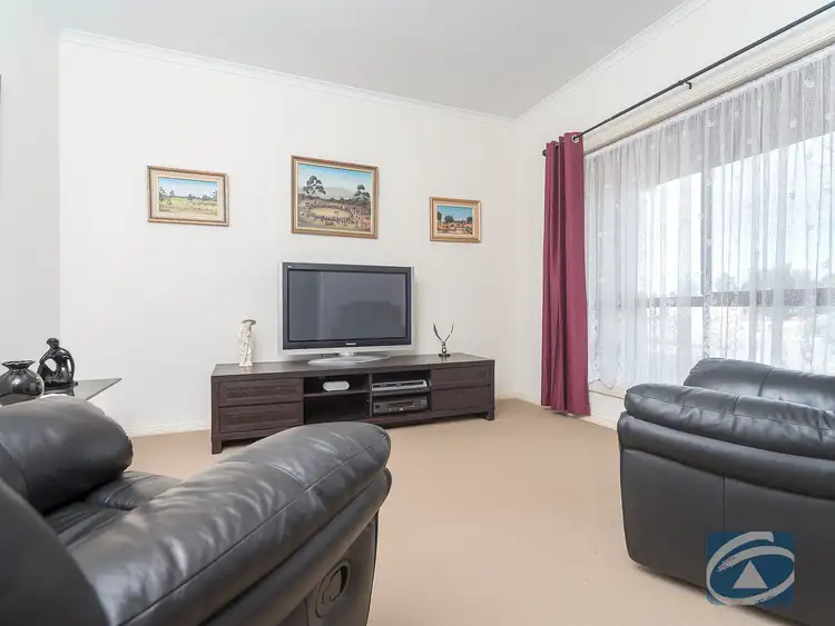Second view of Homely house listing, 6 Eastick Court, Evanston SA 5116