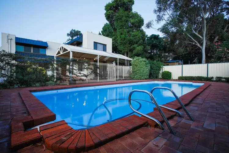 19 Cotherstone Road, Kalamunda WA 6076