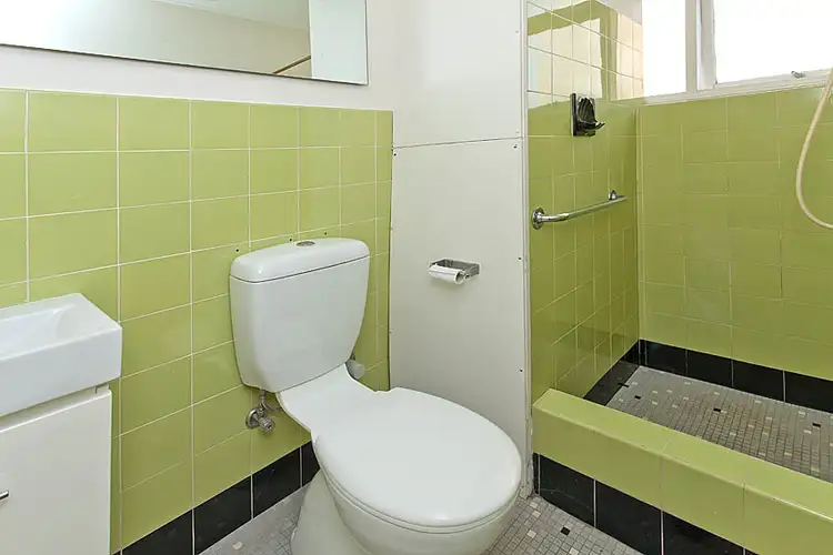 Sixth view of Homely studio listing, 3/1 Spruson Street, Neutral Bay NSW 2089