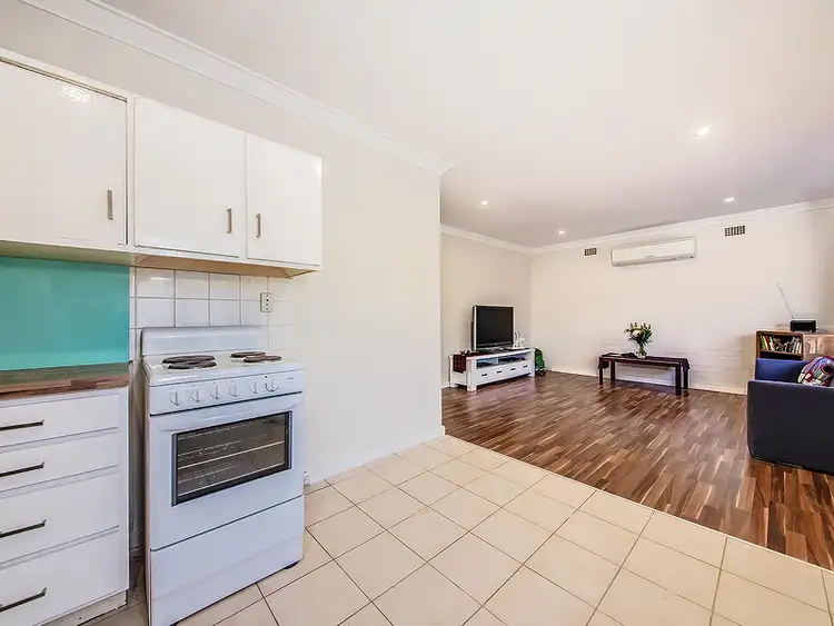 Fifth view of Homely apartment listing, 3/39 Delphine Street, Dianella WA 6059
