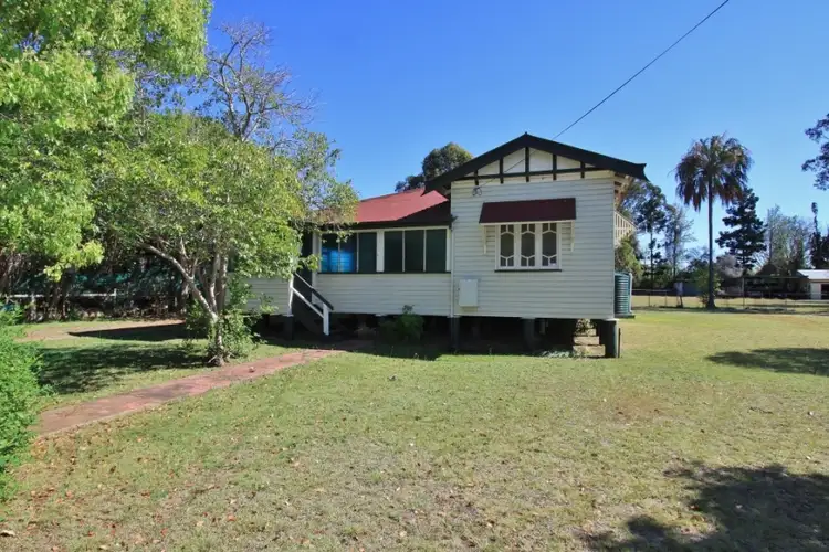 286-290 Haly Street, Kingaroy QLD 4610