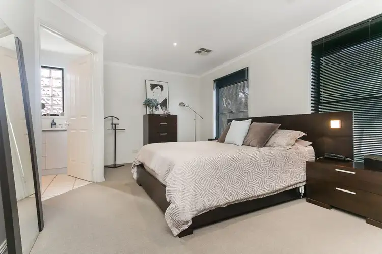 Sixth view of Homely house listing, 2 Glenshael Court, Strathfieldsaye VIC 3551