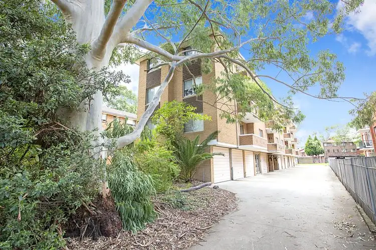 9/211 Derby Street, Penrith NSW 2750